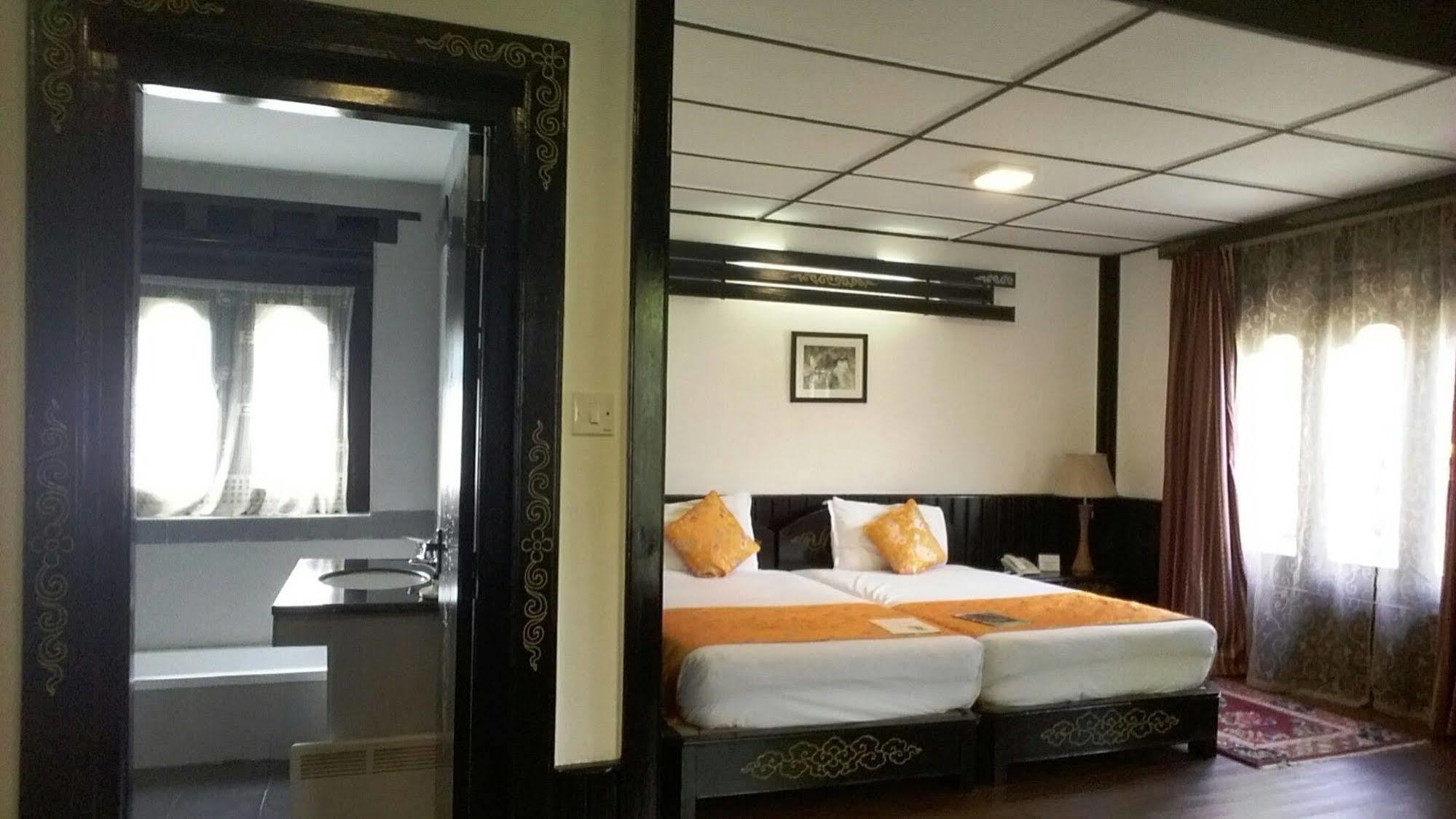 Tashi Namgay Resort Паро Экстерьер фото