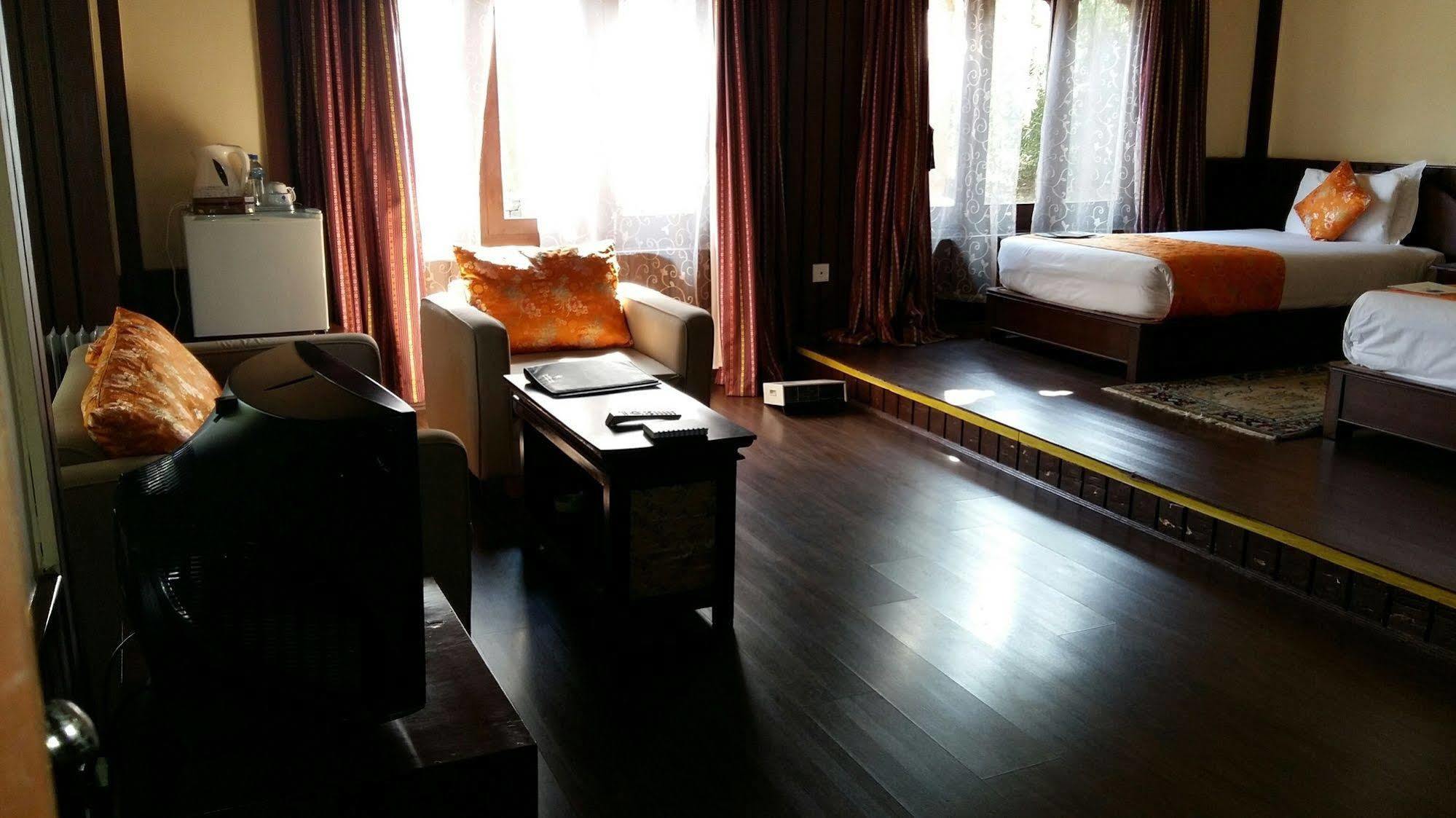 Tashi Namgay Resort Паро Экстерьер фото
